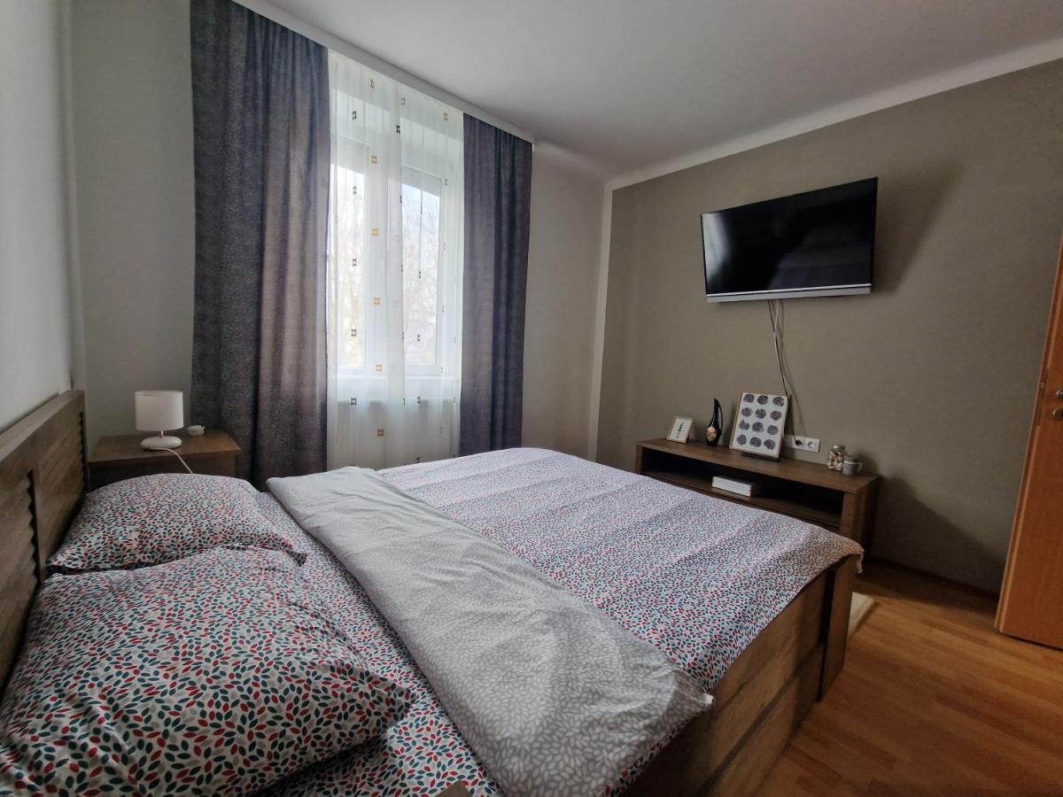 Best Apartment Hunedoara Zewnętrze zdjęcie